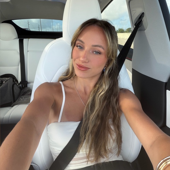 ariellebrooke